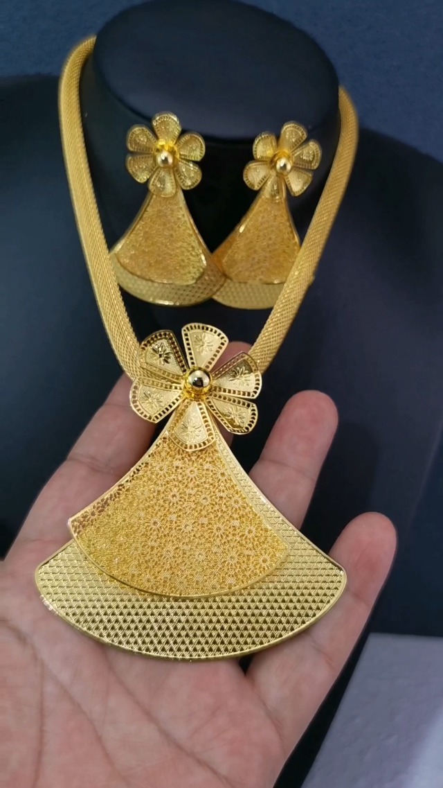 Amazon.com: KDLUN Dubai Jewelry Set For Women Pendant Necklace